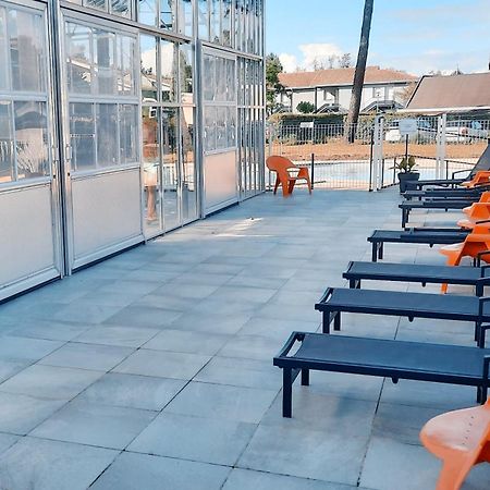 Chez Ced Et Laeti, Appartement Prive Avec Jardin Et Terrasse Dans Residence L'Estuaire Muni D'Une Piscine Couverte Et Aire De Jeu, Linge De Lit Et De Salle D'Eau Ainsi Que Tele, Compris Dans Le Tarif Profitez A Fond De Notre Belle Region Le Verdon-sur-Mer Oda fotoğraf