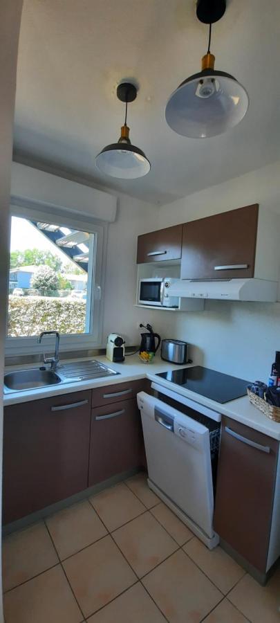 Chez Ced Et Laeti, Appartement Prive Avec Jardin Et Terrasse Dans Residence L'Estuaire Muni D'Une Piscine Couverte Et Aire De Jeu, Linge De Lit Et De Salle D'Eau Ainsi Que Tele, Compris Dans Le Tarif Profitez A Fond De Notre Belle Region Le Verdon-sur-Mer Dış mekan fotoğraf