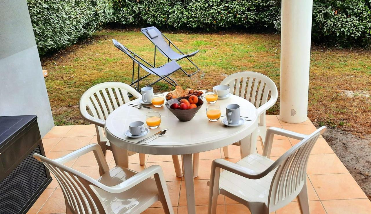 Chez Ced Et Laeti, Appartement Prive Avec Jardin Et Terrasse Dans Residence L'Estuaire Muni D'Une Piscine Couverte Et Aire De Jeu, Linge De Lit Et De Salle D'Eau Ainsi Que Tele, Compris Dans Le Tarif Profitez A Fond De Notre Belle Region Le Verdon-sur-Mer Dış mekan fotoğraf
